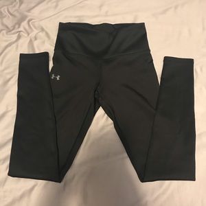 Black under armour leggings